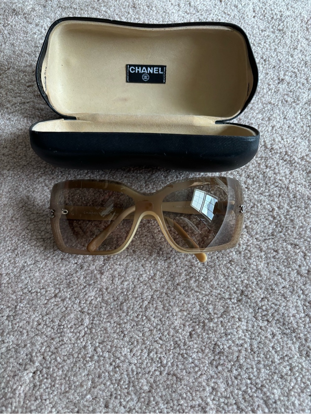 CHANEL Beige Gradient Oversized Square Sunglasses